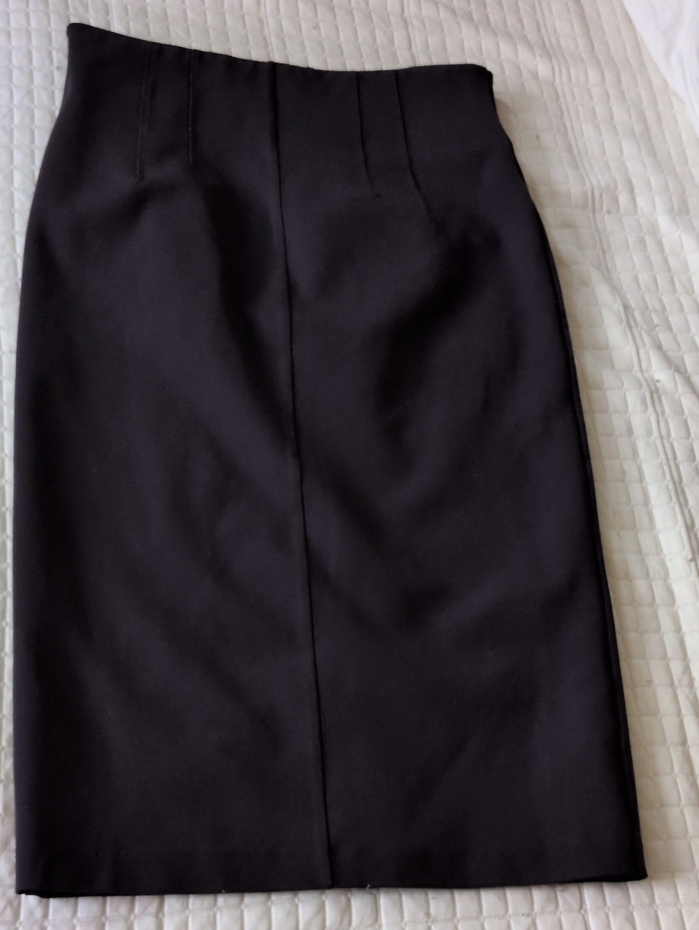Authentic Burberry Burgundy Plum Women's Pencil Skirt